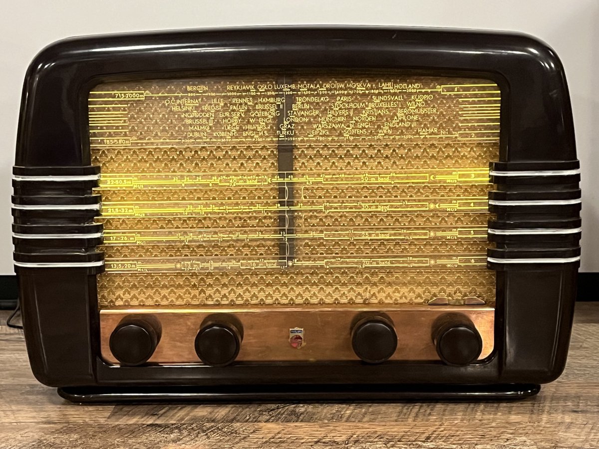 xvaudio vintage Bluetooth radio (3)