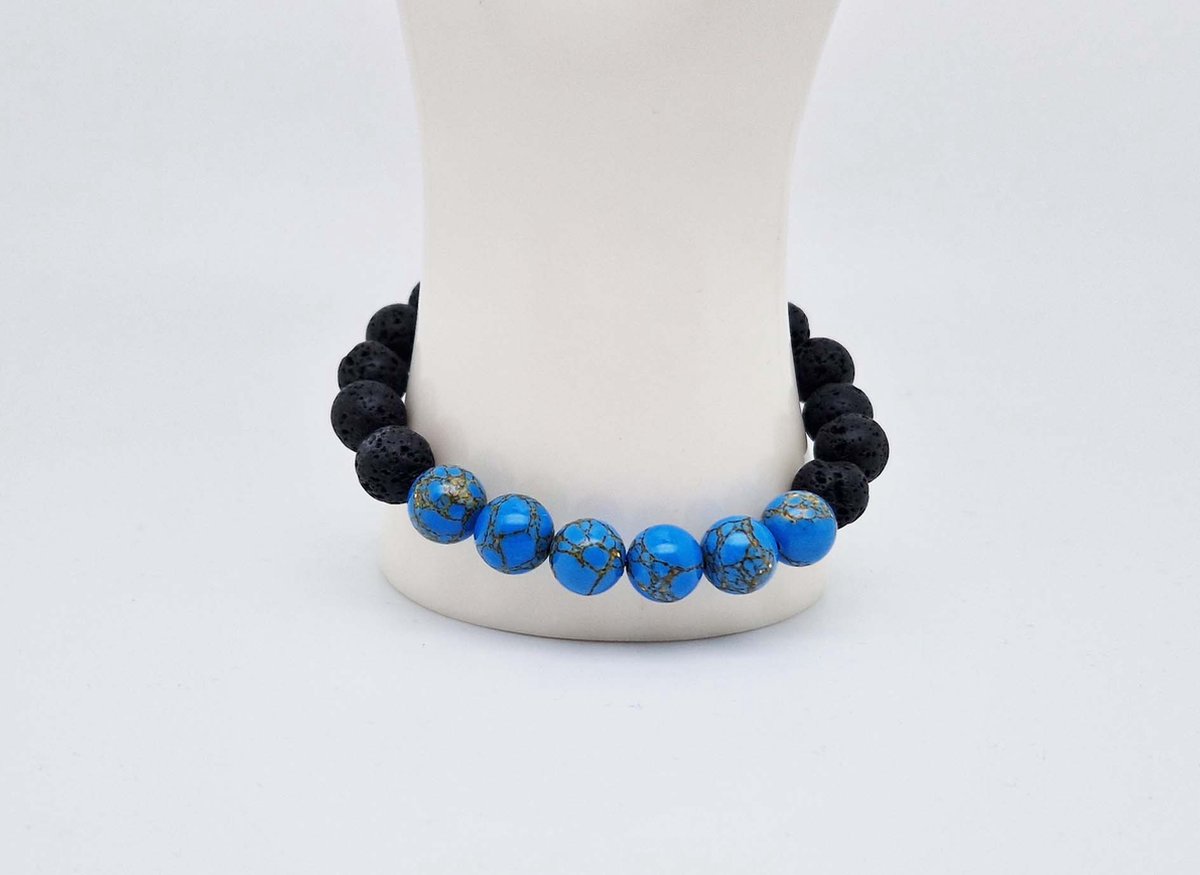 Handgemaakte "Armband Vulkanische" natuurstenen armband “Lava Donker - Blauw howliet gesponnen goud” - 10 mm diameter van de korrel- Diameter armband 20 cm - Een mooi cadeau voor familie en vrienden