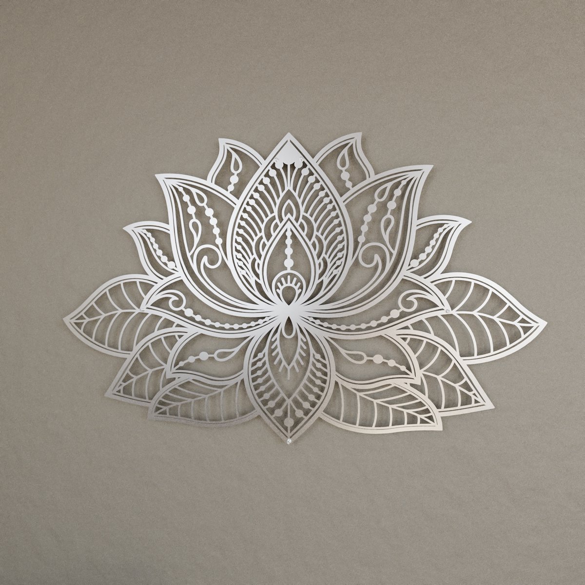 Colorfull Worlds - Metalen Mandala - Wanddecoratie - Lotusbloem Wanddecoratie - Housewarming Gift - Metalen Wandbord - Zilver - 67 cm