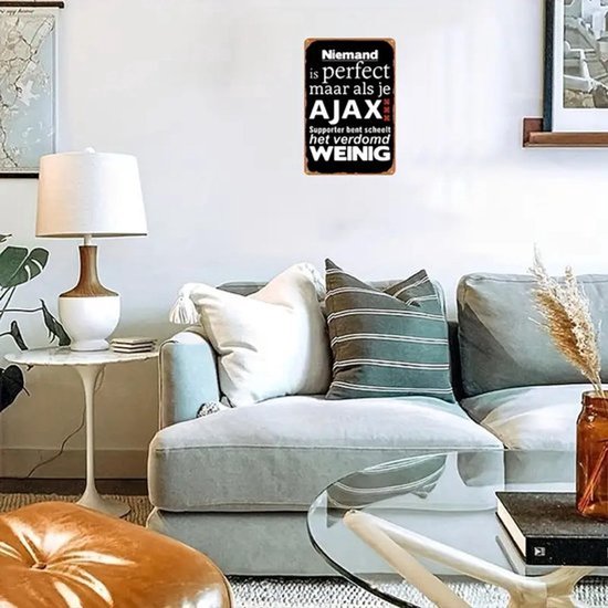 Décoration murale AJAX - Personne n'est parfait - Supporter de Ajax - Panneau Mancave en métal - Amsterdam - Pub - Bar - Café - Panneau Ajax - Mancave - Panneau en métal Ajax - Extérieur et intérieur - 20 cm x 30 cm