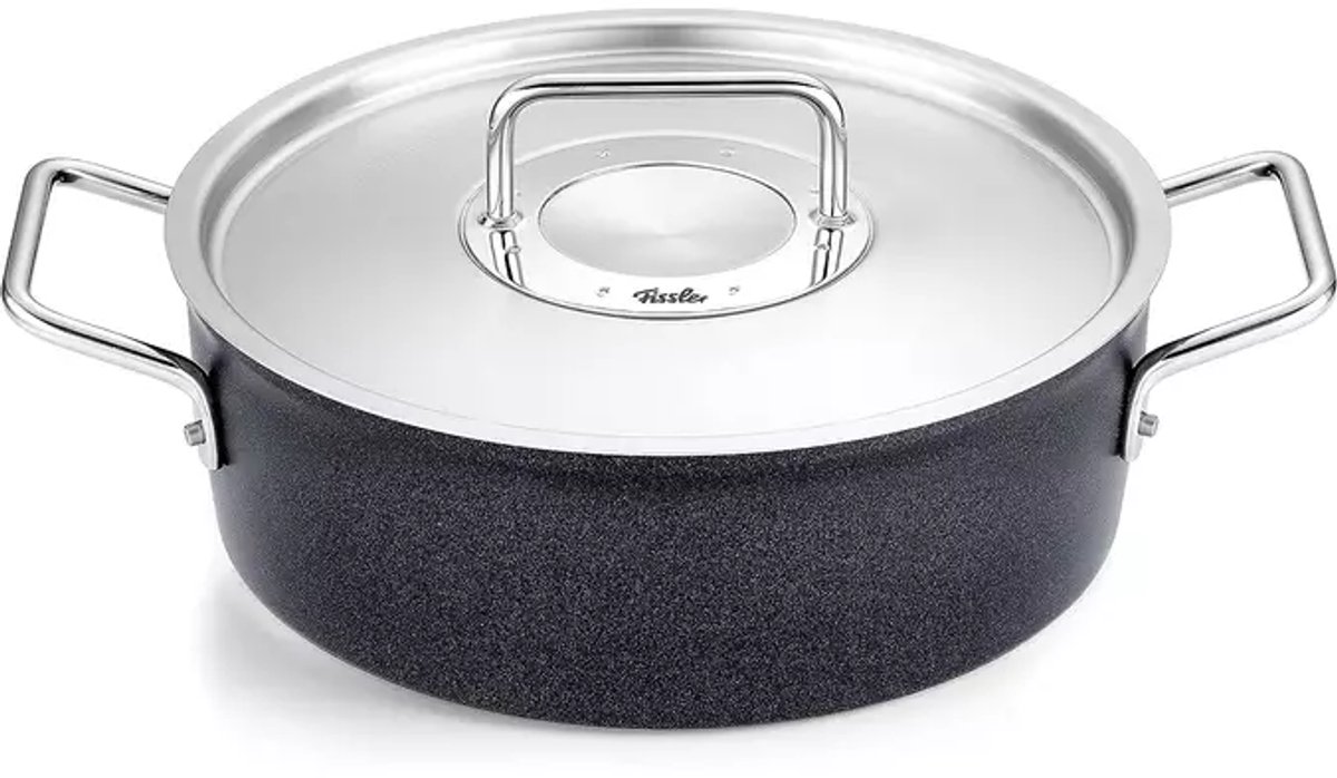 Fissler Adamant - Kookpan Laag met RVS Deksel - 24 cm – Aluminium Pan met Krasbestendige Antiaanbaklaag