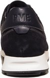 Achterkant van een donkerblauwe PME Legend sneaker met logo 'PME' op de hiel.