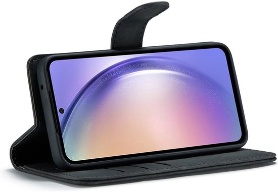 Coque de téléphone noire dans un étui livre ouvert, le téléphone faisant face à droite, avec rabat fermé.
