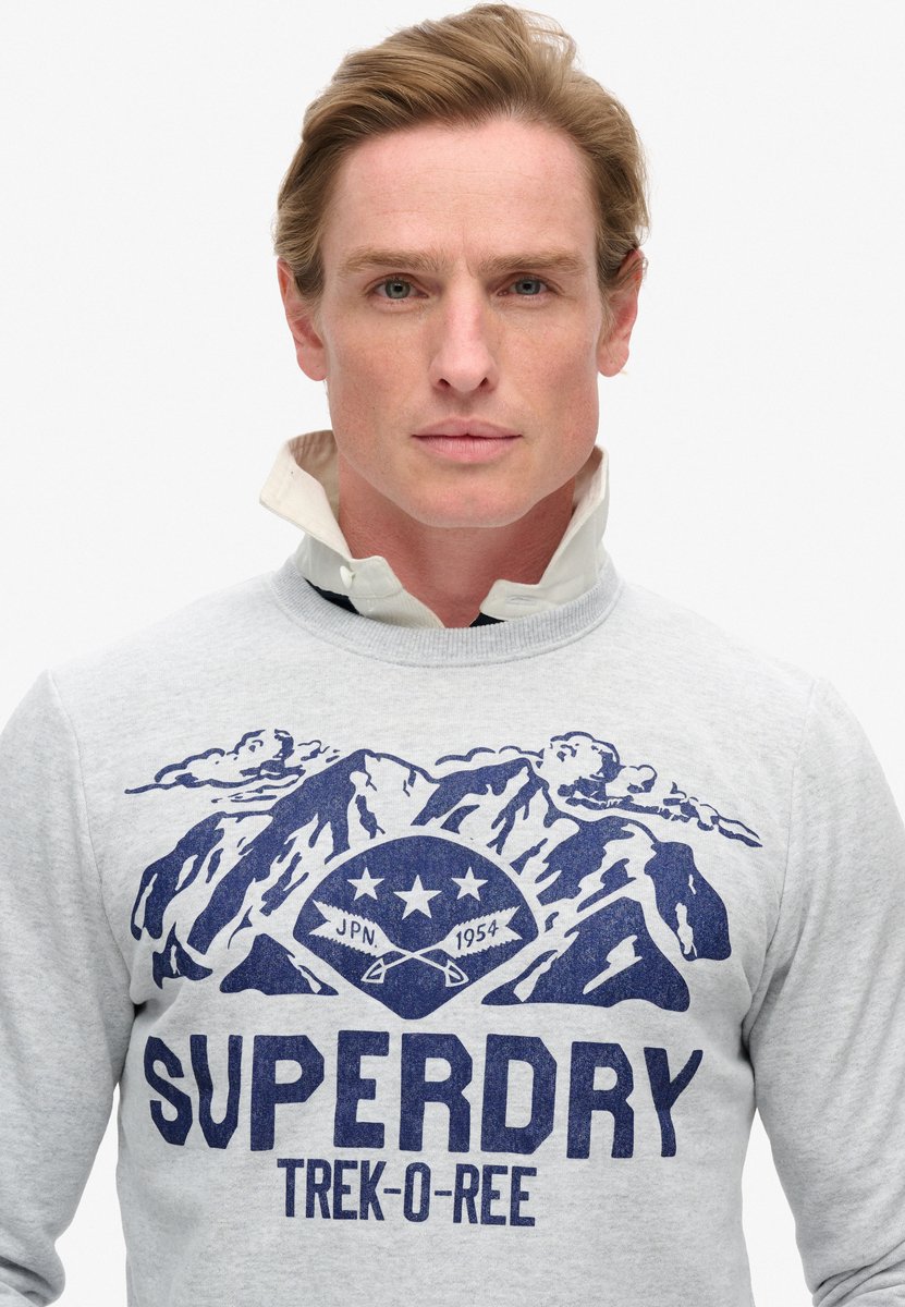 Superdry Outdoors sweatshirt met ronde hals en print Heren Truien Grijs