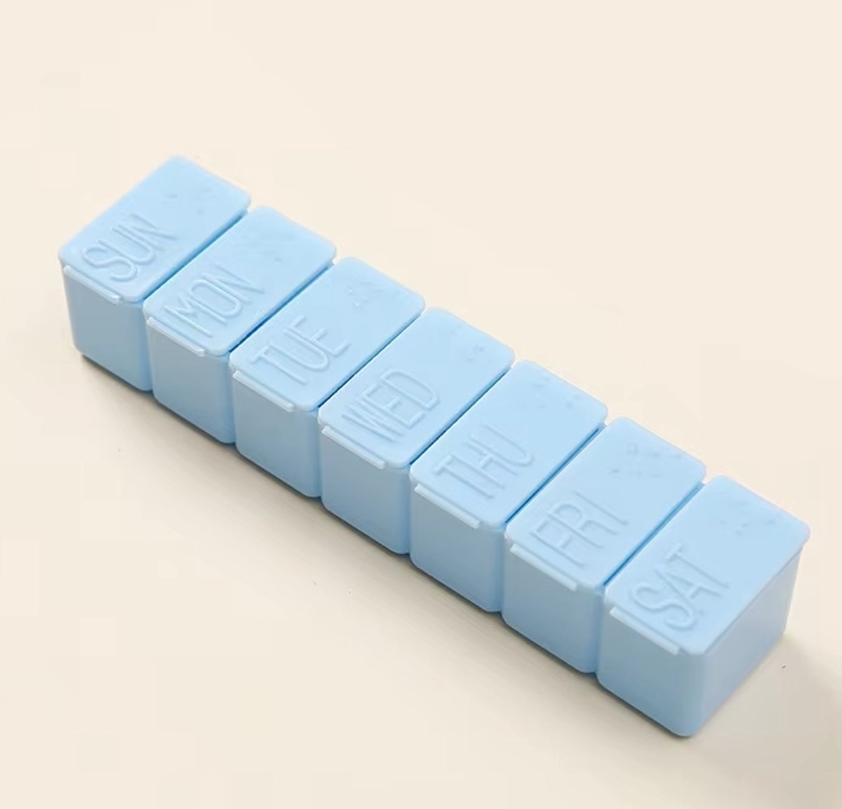 Actie4you® - Pillendoos 7 Dagen - Medicijn doosje - Pillendoosje - Pil Box - 1 Week - Met Dagindeling – Blauw