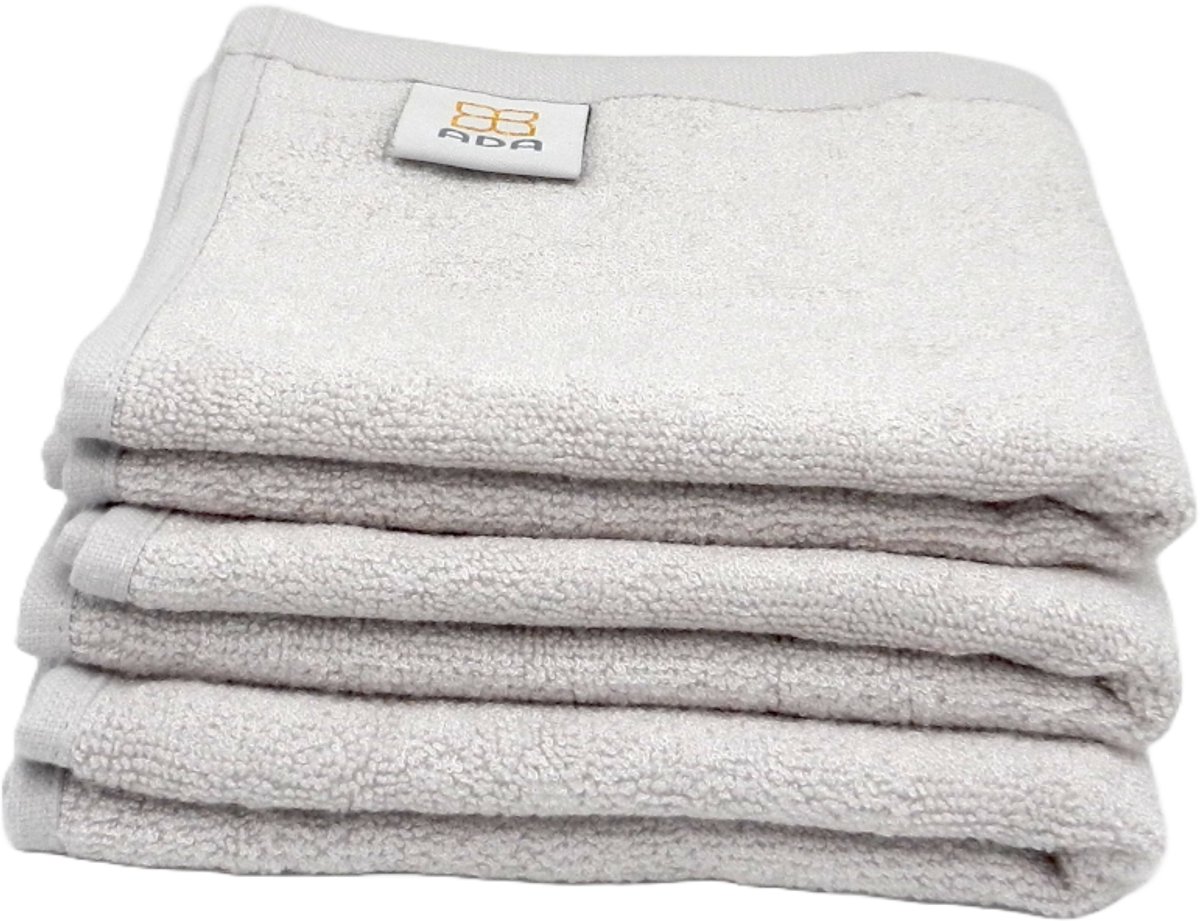ADA® - Bamboe handdoek – 30x50cm - Licht grijs – 3 stuks