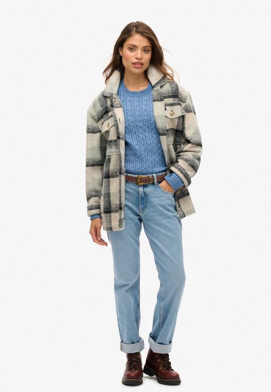 Superdry - Pull ras du cou ajusté en maille torsadée - Femme - Sweats