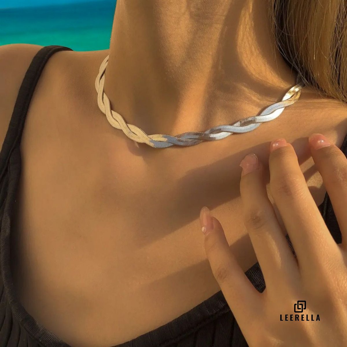 Leerella Tweekeer Gevlochten Slang Ketting – Luxe Roestvrijstalen Ketting in Zilver-kleur – Verstelbaar & Waterproof 40+5 cm