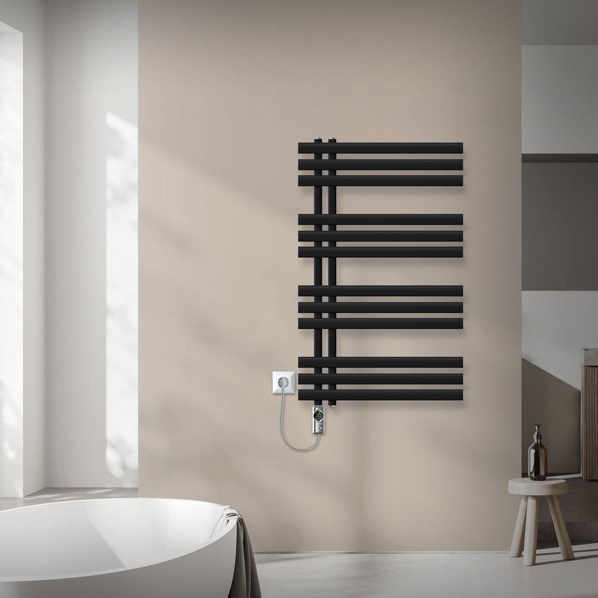 Badkamer radiator middenaansluiting 600x1000 mm zwart mat met verwarmingselement 600W LuxeBath