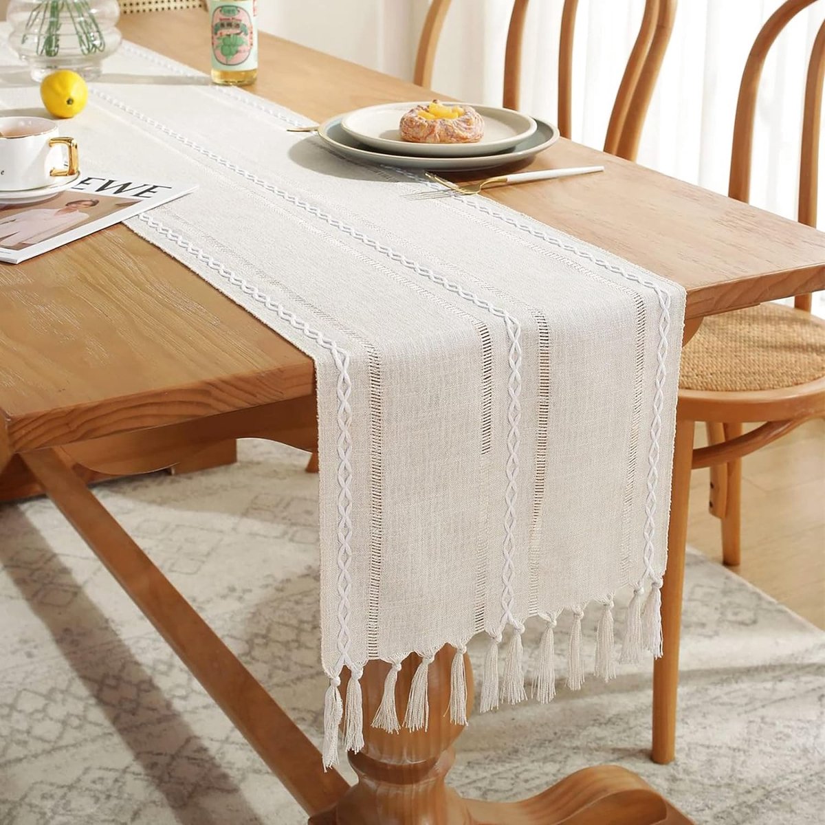 Goodivery ® Boho Stijl Tafelloper met Hemstiksel en Handgemaakte Kwastjes - 230 cm Lang