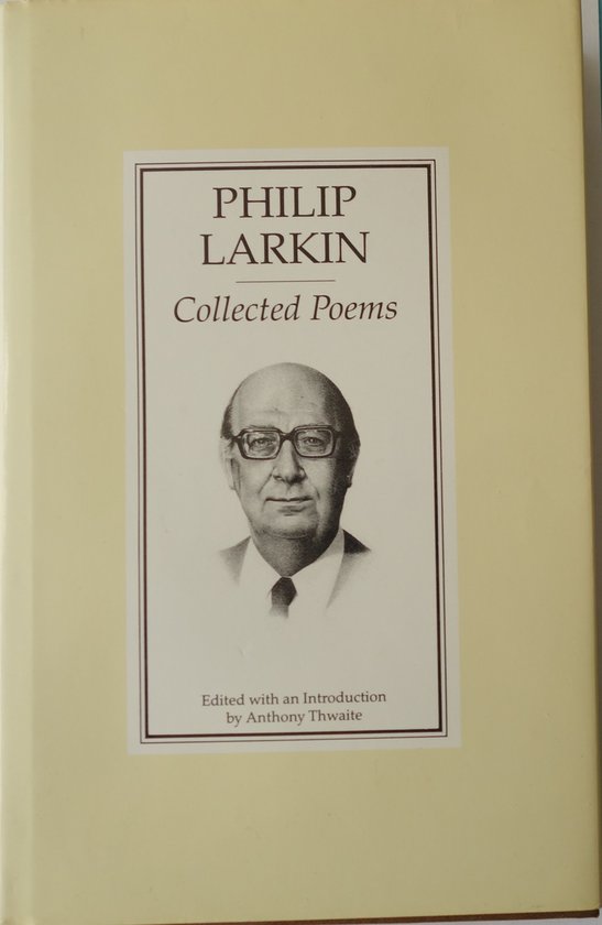 Livre de 'Collected Poems' de Philip Larkin, avec un portrait de l'auteur et du rédacteur.