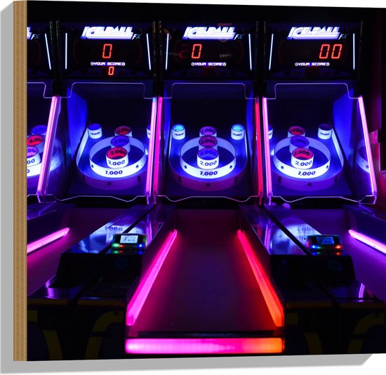 Hout - Ballengooien Spel in Arcade Hal - 50x50 cm - 9 mm dik - Foto op Hout (Met Ophangsysteem)