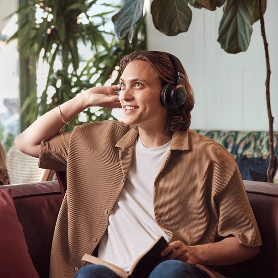 JBL Live 770NC - Draadloze Noise Cancelling Koptelefoon - Bluetooth - Over-ear - 65 uur batterij - Adaptive ANC - Zwart