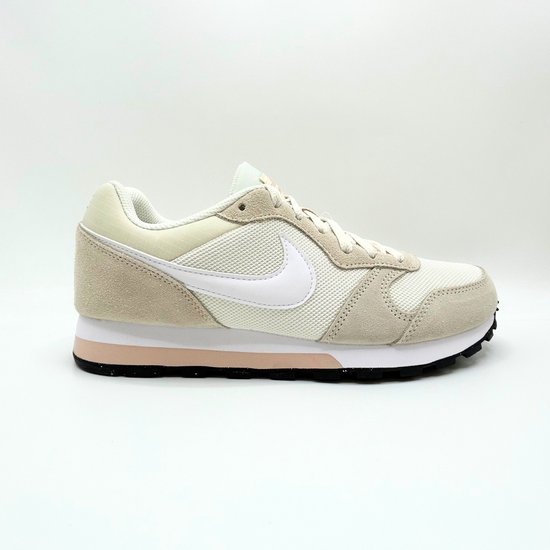 nike md runner 2 37
