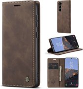 CaseMe - Telefoonhoesje geschikt voor Samsung Galaxy S23 FE - Wallet Book Case - Met Magnetische Sluiting - Donker Bruin