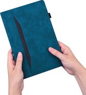 Case2go - Hoes geschikt voor Amazon Fire Max 11 (2023) - Business Wallet Book Case - Met pasjeshouder - Donker Blauw