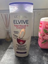 L’Oréal Paris Elvive Total Repair 5 Shampoo voor Extreme Beschadigde haar