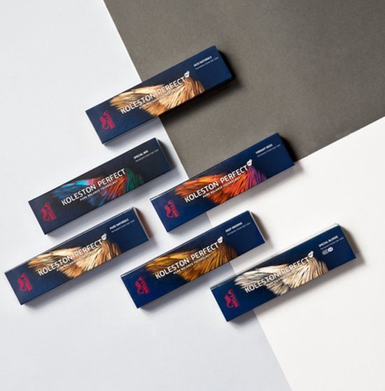 Wella Koleston Perfect Me+ Pure Naturals 9/01 Blond très Clair Naturel Cendré 60ml