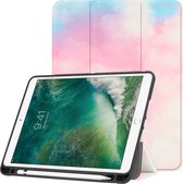 iMoshion Tablet Hoes Geschikt voor iPad Air 2 / iPad 2017 (5e generatie) / iPad 6e generatie (2018) / iPad Air - iMoshion Design Trifold Bookcase - Meerkleurig /Sky