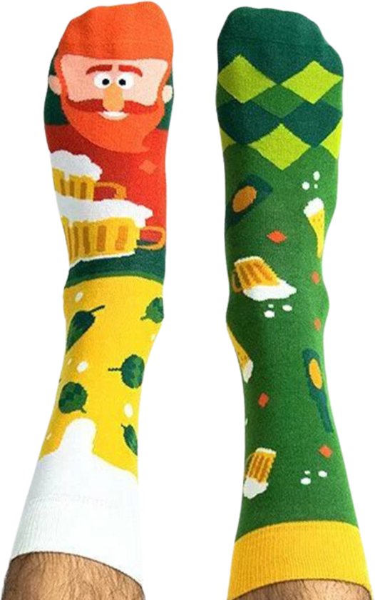 1 Paar verschillende Sokken met Bierpullen - Sint Patricks Day thema - Grappige sokken voor mannen en vrouwen - maat 39-44 - Oktoberfest