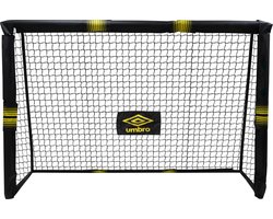 Umbro Voetbaldoel - Voetbal Goal 240 x 160 x 85 cm - Voetbalgoal Groot - Buitenspeelgoed voor Kinderen en Volwassenen - Snelle Montage - Voetbal Training Doel - Metaal - Zwart/ Geel