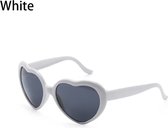 Hartjes zonnebril - 3D effect- Festival bril - Wit - Hartvormige zonnebril - Diffractie bril - Festival zonnebril - Hartjes Spacebril- Hartvormige Bril - Rave Bril - Hartjes Zonnebril met speciale effecten - Spacebril - Wit