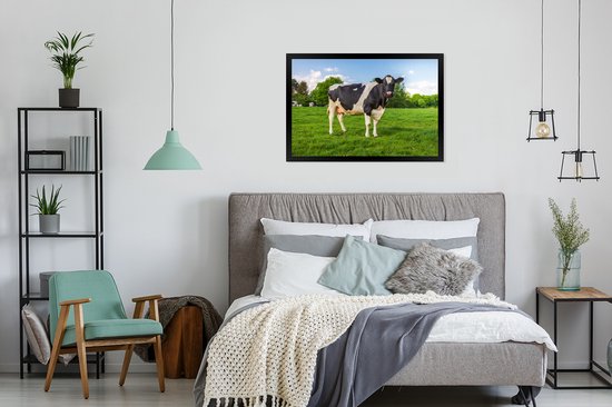 Vache Zwart et blanche au pâturage 90x60 cm