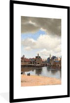 Fotolijst incl. Poster - Gezicht op Delft - Schilderij van Johannes Vermeer - 80x120 cm - Posterlijst