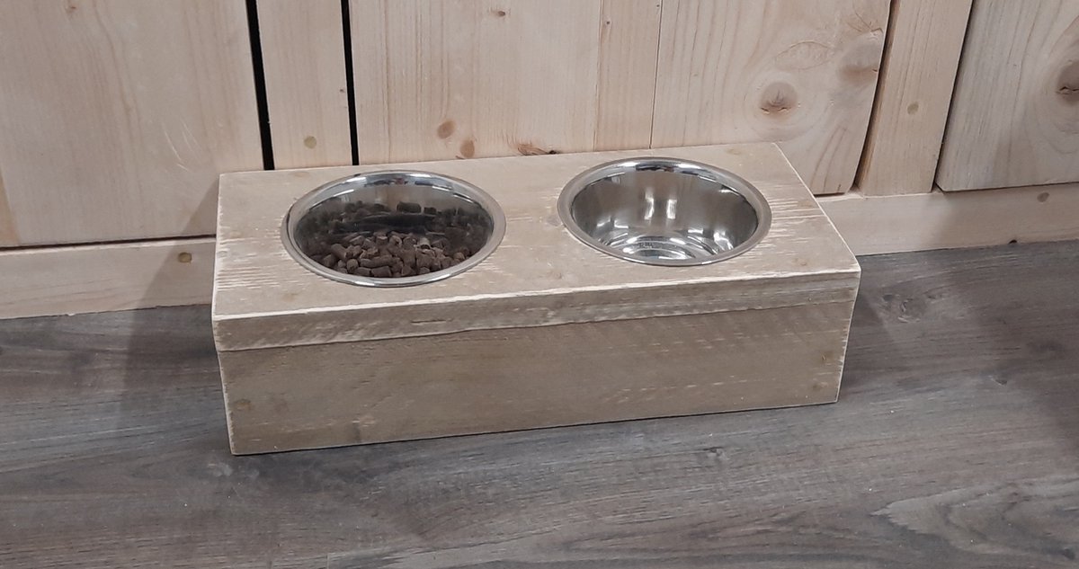 Houten honden voerbak en drinkbak “Jip” - gebruikt steigerhout - voor de hond