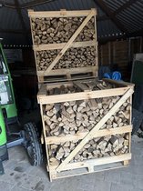 Haardhout Gedroogd eikenhout kachelhout / haardhout 1,1 kuub 100%eikenhout onder de 15%vochtpercentage