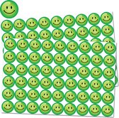 Groene Smiley Beloningsstickers - 2 Stickervellen - 108 Stickers - 19 mm - Beoordeling - School - Stickers om mee te Belonen - Stickervellen Smileys - Ronde Etiketten Smiley Groen - Stickers - Beloningsstickers Kinderen - Beloning Kind