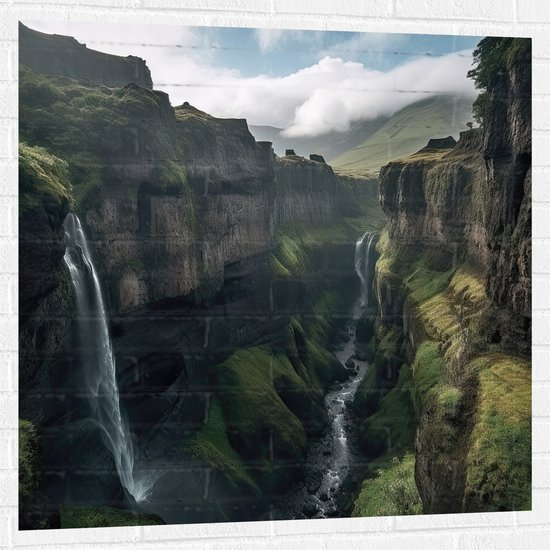 Muursticker - Bergen - Waterval - Wolken - Kleuren - 100x100 cm Foto op Muursticker