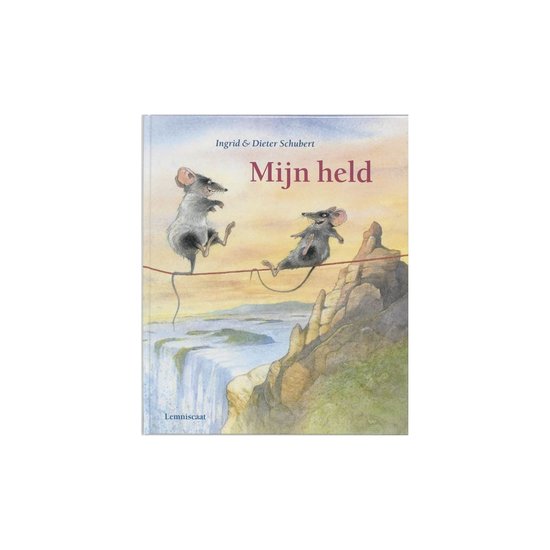 Boek met illustratie van twee muizen die op een koord balanceren boven een waterval. Titel: Mijn held.