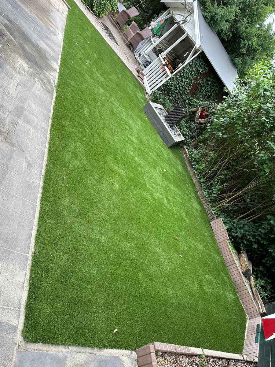 eGrass Promotie Collectie DELHI goede kwaliteit Kunstgras Tapijt - 100cm x 400cm - 40mm artificial grass | gazon artificiel | tuin | balkon | terras | grastapijt | gras