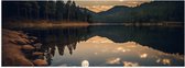 Poster (Mat) - Meer - Water - Bomen - Bos - Maan - 60x20 cm Foto op Posterpapier met een Matte look