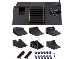 foto van fingerboard skatepark zwart -fingerboard - fingerboard ramps - finger step - skateboard - mini skateboard - sinterklaascadeau