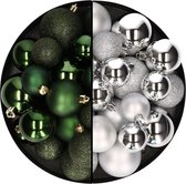 Kerstballen 60x stuks - mix donkergroen/zilver - 4-5-6 cm - kunststof - kerstversiering