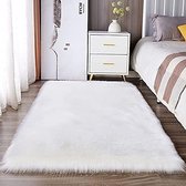 Faux schapenvacht (60 x 90 cm), langharig tapijt van imitatiebont, wollige decoratievacht om op de grond voor bed of bank te leggen., 80 x 180 cm