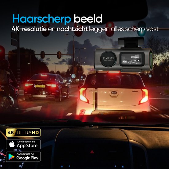 Grijze dashcam legt nachtelijke autorit vast met 4K resolutie en nachtzicht.