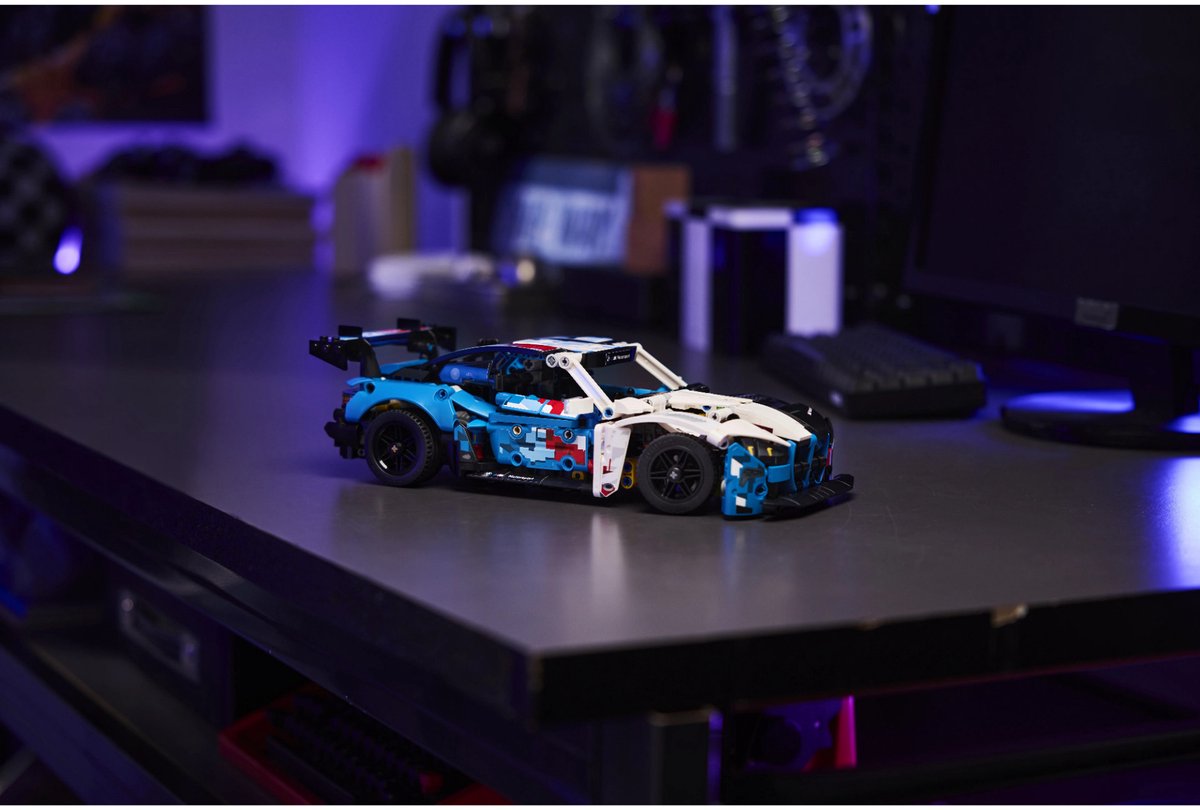 LEGO Technic - BMW M4 GT3 EVO Racewagen Speelgoed voor Kinderen vanaf 11 Jaar - 42226 — afbeelding 14