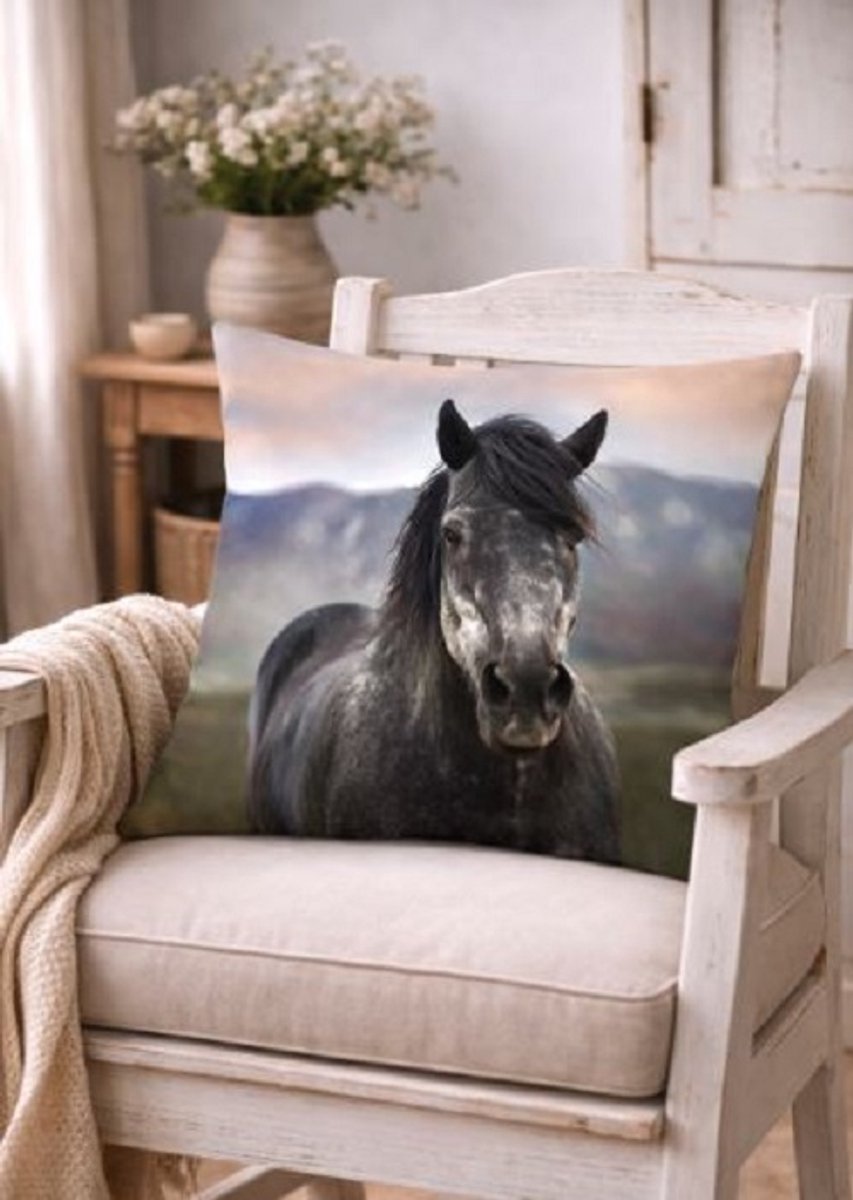 Kussenhoes met paardenafbeelding - paardenkussen - Sierkussen - 45x45 cm
