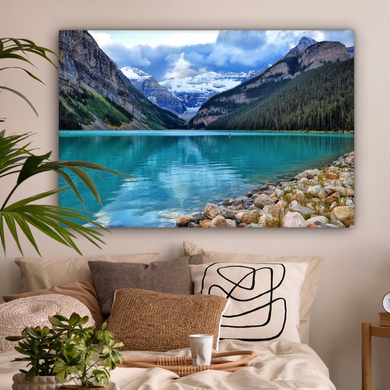 Canvas schilderij 150x100 cm - Wanddecoratie Meer in het Nationaal park Banff in Alberta - Muurdecoratie woonkamer - Slaapkamer decoratie - Kamer accessoires - Schilderijen op canvas