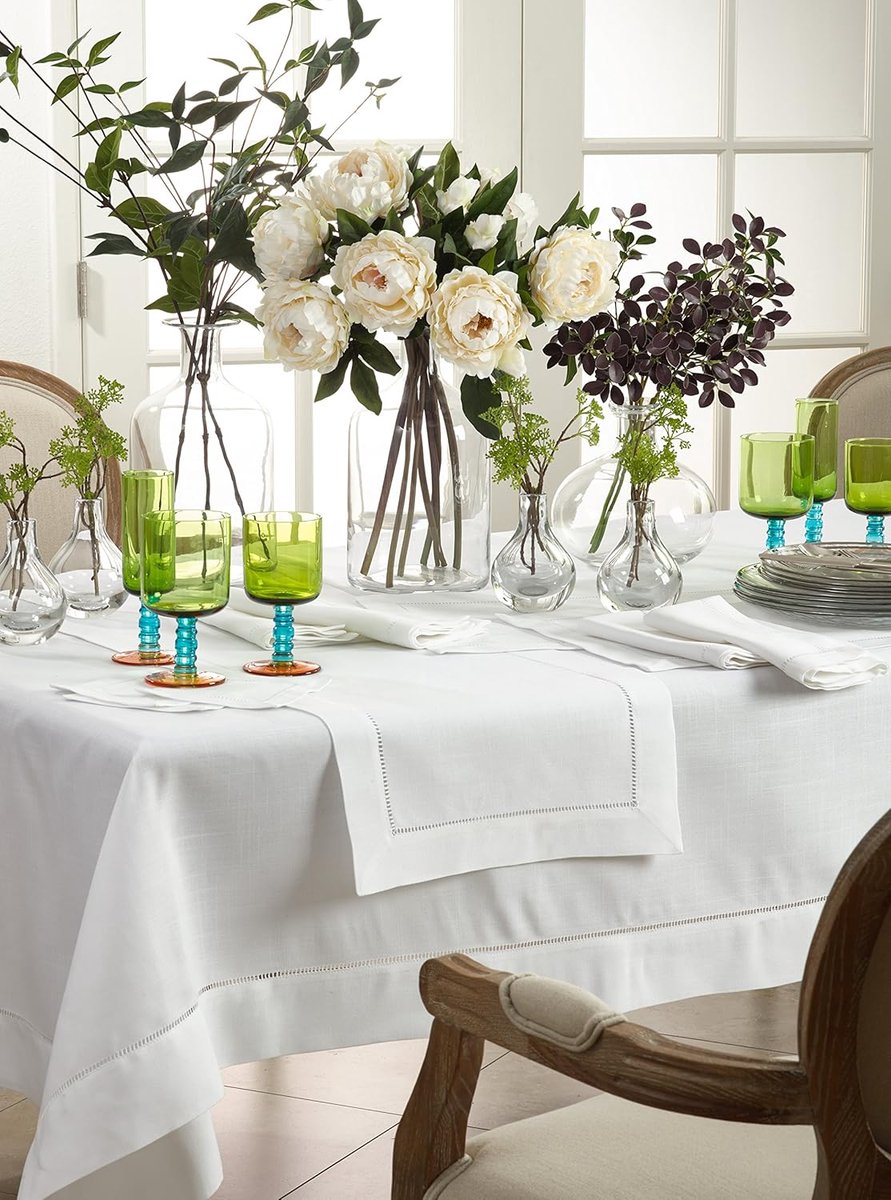 Tafelkleed - Eettafelkleed - Feestelijke Tafel - Gestikte Rand - 70x120 cm - Wit