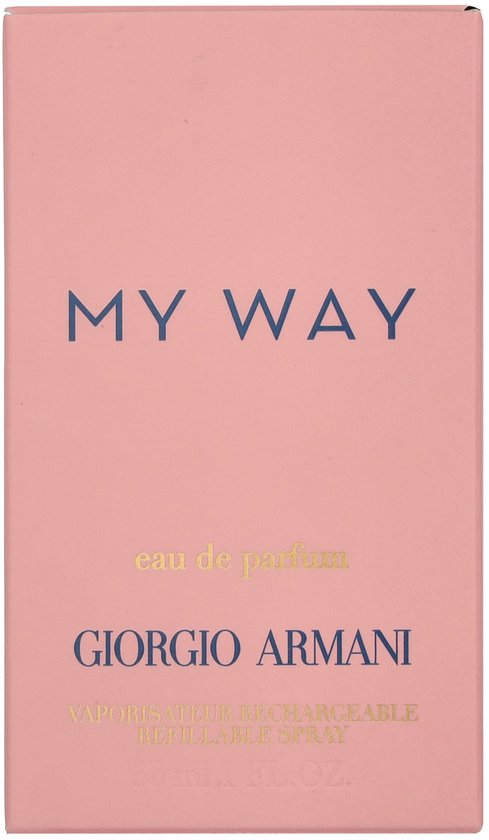 Roze doos met 'MY WAY' en 'GIORGIO ARMANI' in donkerblauwe letters.