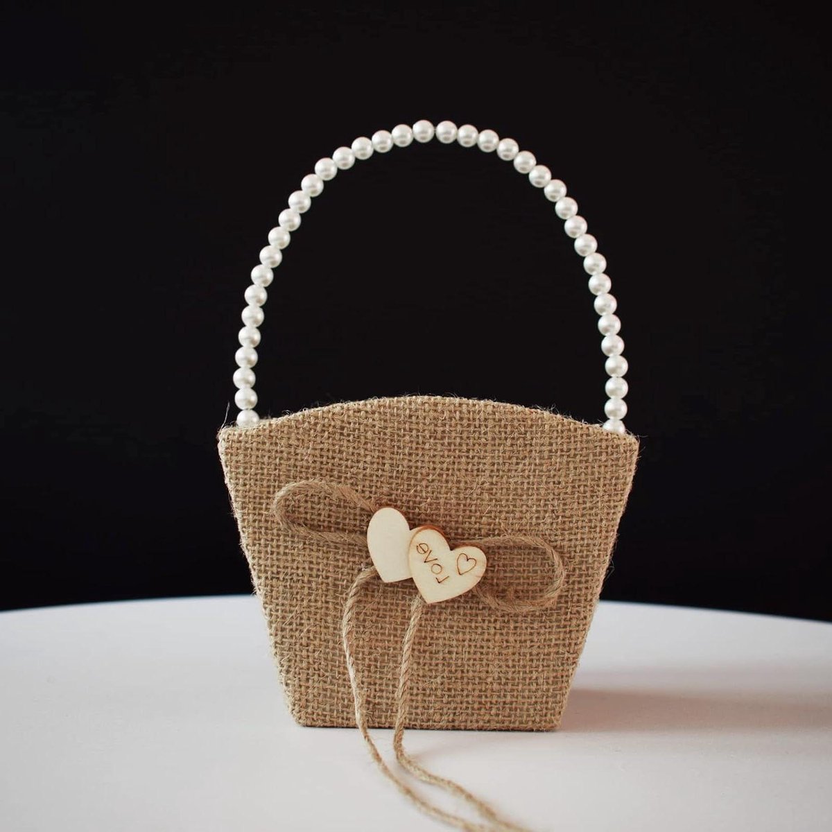 Jute Bloemenmand - Bruidsmeisjesmand Huwelijk - Bruiloft Gangpad Strooien - Handgemaakt met Parel Handvat - 8 inch Hoogte - Natuurlijk Jute