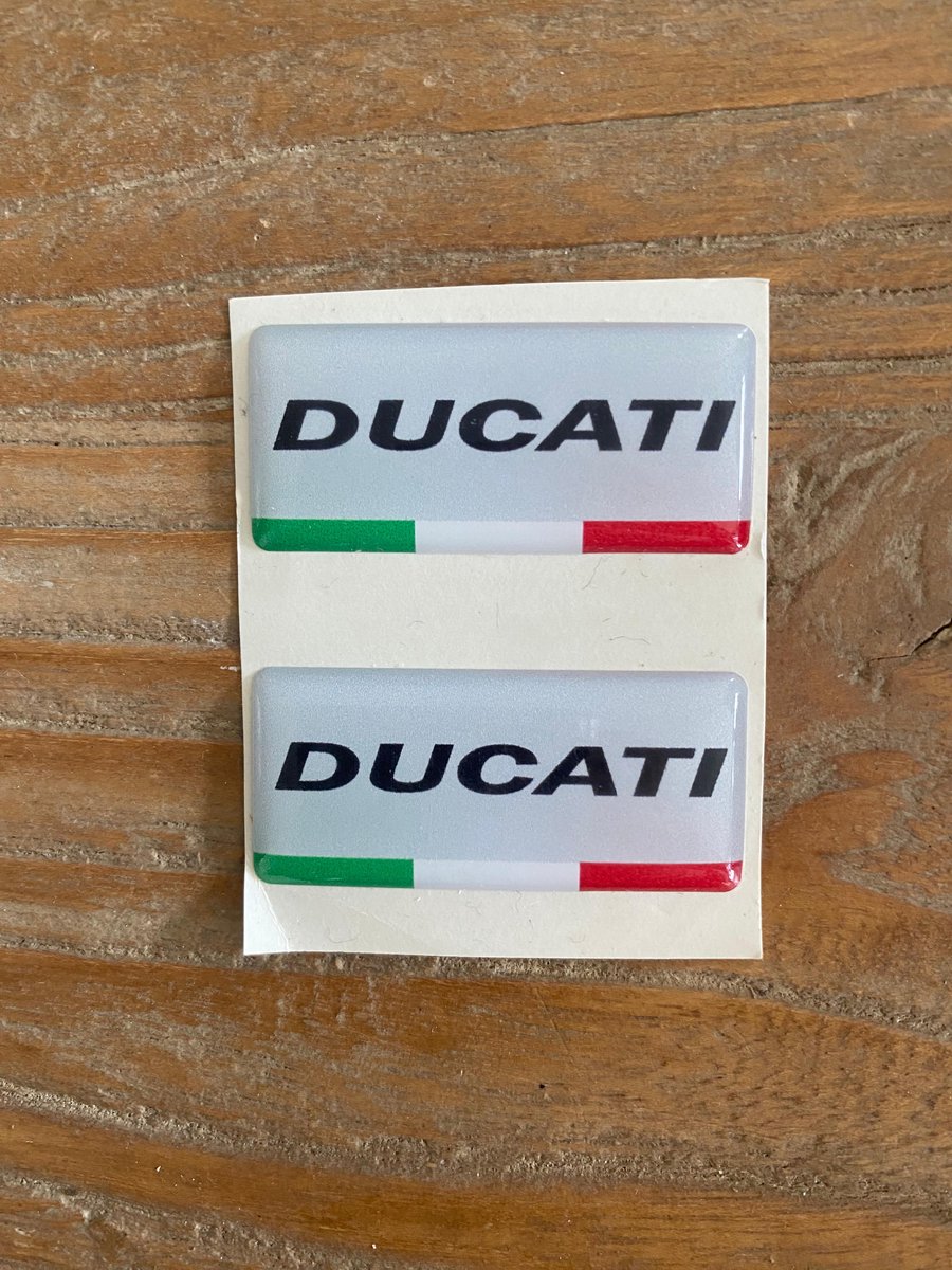 DUCATI 40x18mm