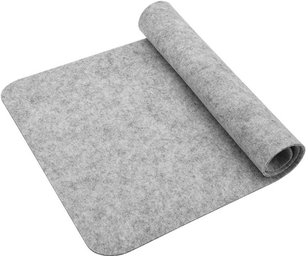 Grote Waterdichte Muismat van 66 x 33 cm met Antislip Rubber Onderkant en Lichtgrijze Kleur voor Computer en Toetsenbord