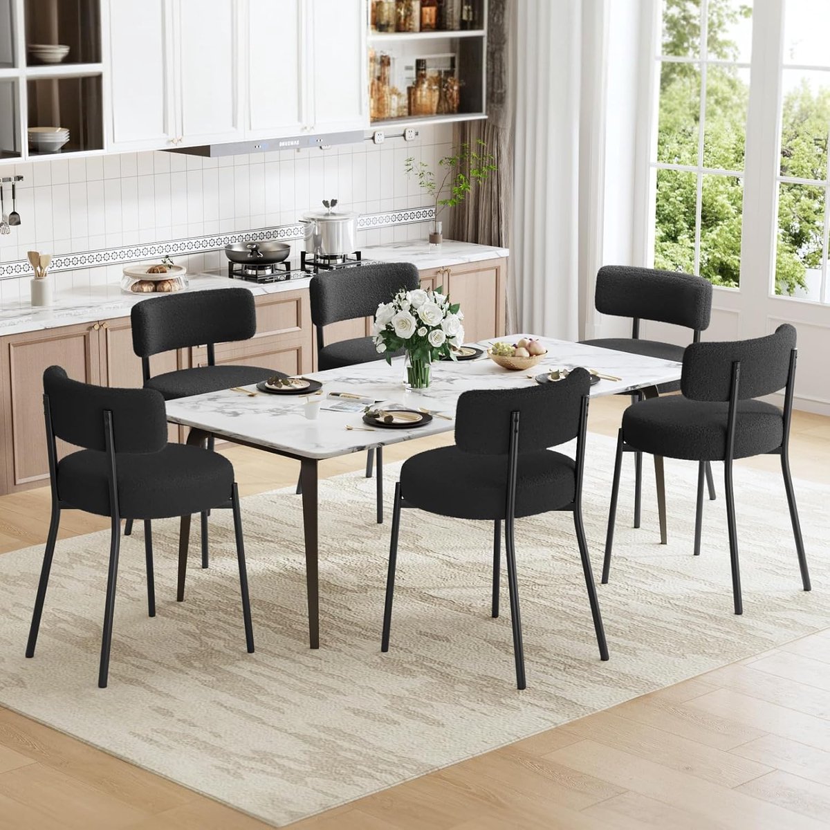 Luxe Bouclé Eetkamerstoelen Set van 2 met Rugleuning en Metalen Poten – Gewatteerde Teddy Stof Stoelen voor Keuken, Woonkamer en Eetkamer – 52 x 49,5 x 74 cm