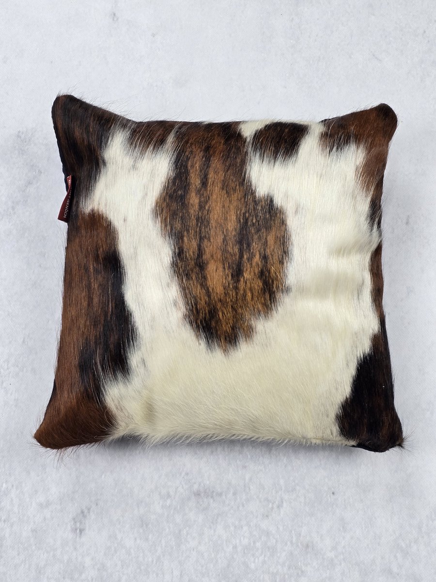Kussen – Koeienhuid – Leer – Exclusieve collectie – Woondecoratie – Bruin, Zwart, Wit – 100% echt natuurlijke Koeienhuid – 35x35cm
