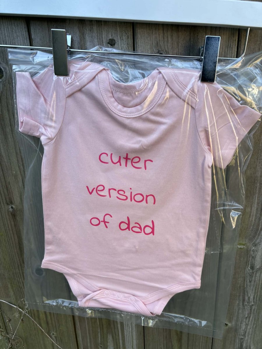 Baby romper roze met Tekst - Maat 6/9 maanden